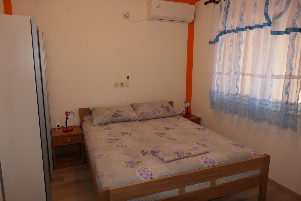 Apartments And Rooms Juki Senj (Lika-Senj) Exterior foto
