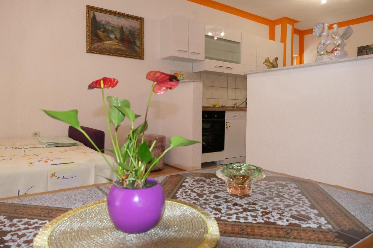 Apartments And Rooms Juki Senj (Lika-Senj) Exterior foto